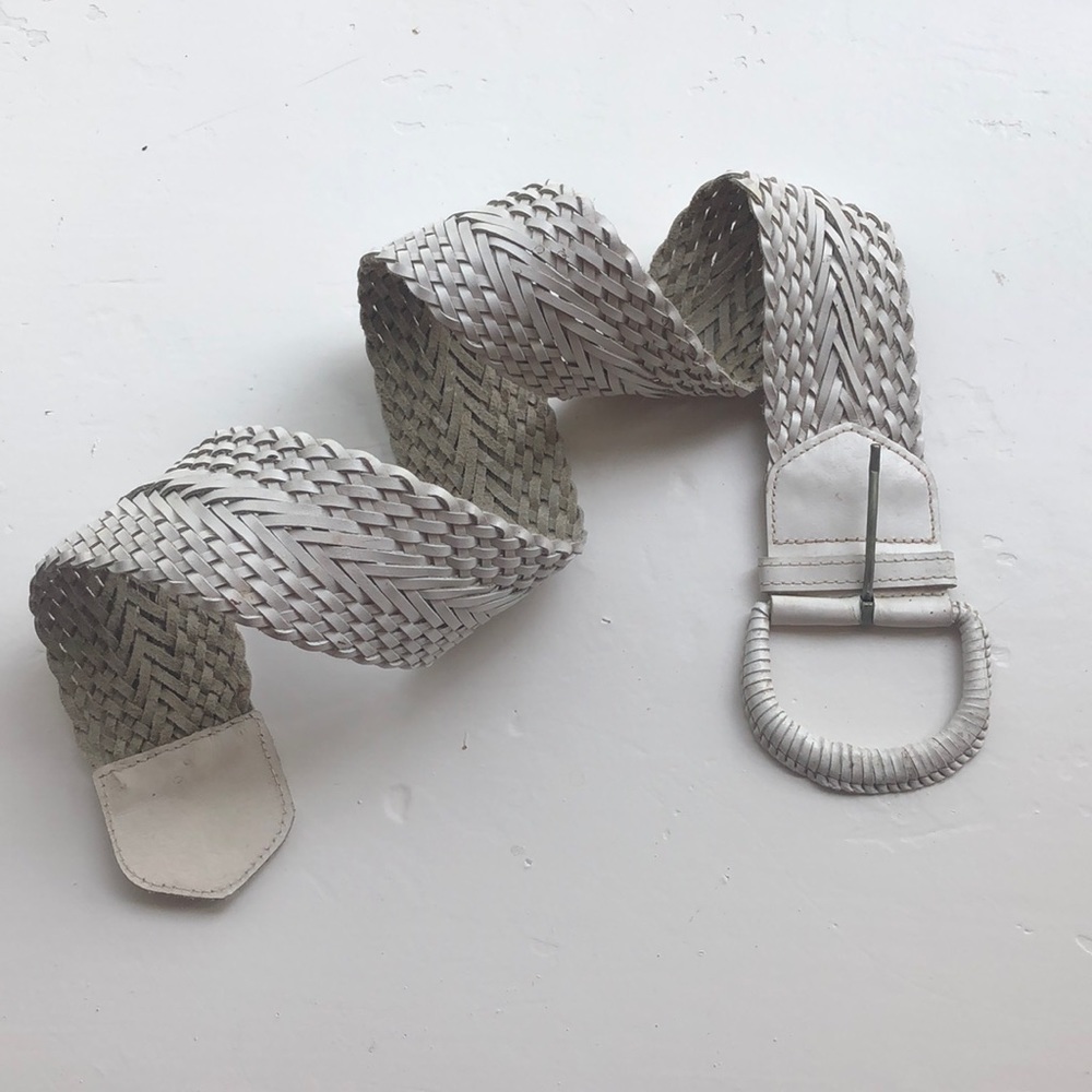 Vintage Woven Leather Belt. White.